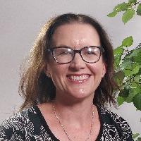 Associate Professor Sally Clendon staff profile picture