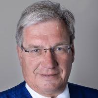 Prof Jens Mueller staff profile picture