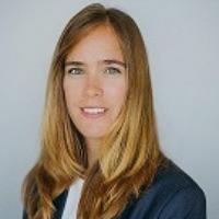 Dr Anja Roemer staff profile picture